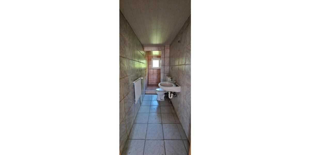 Mehrfamilienhaus, Wohnhaus Friedeburg - 5 Zimmer, 150 m&sup2;, 250.000&euro; | Angebot:26416054