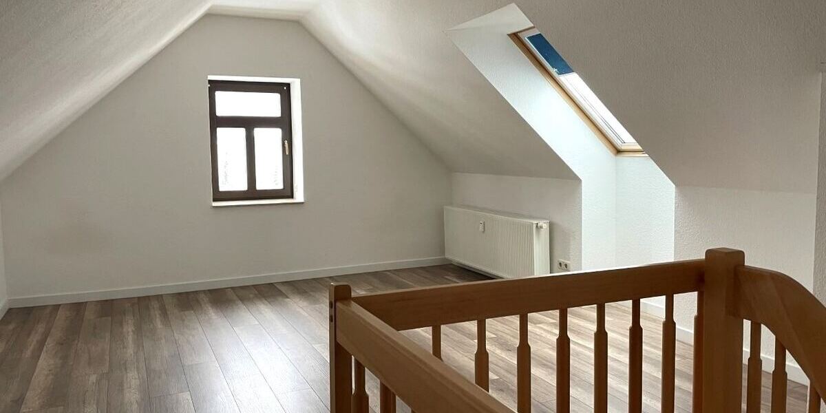 Zur Selbstnutzung und Anlage! Jetzt 4 von 6 Wohnungen zu verkaufen - mit Garagen und Stellplätzen! - Etagenwohnung Bärenstein | Angebot:26003488