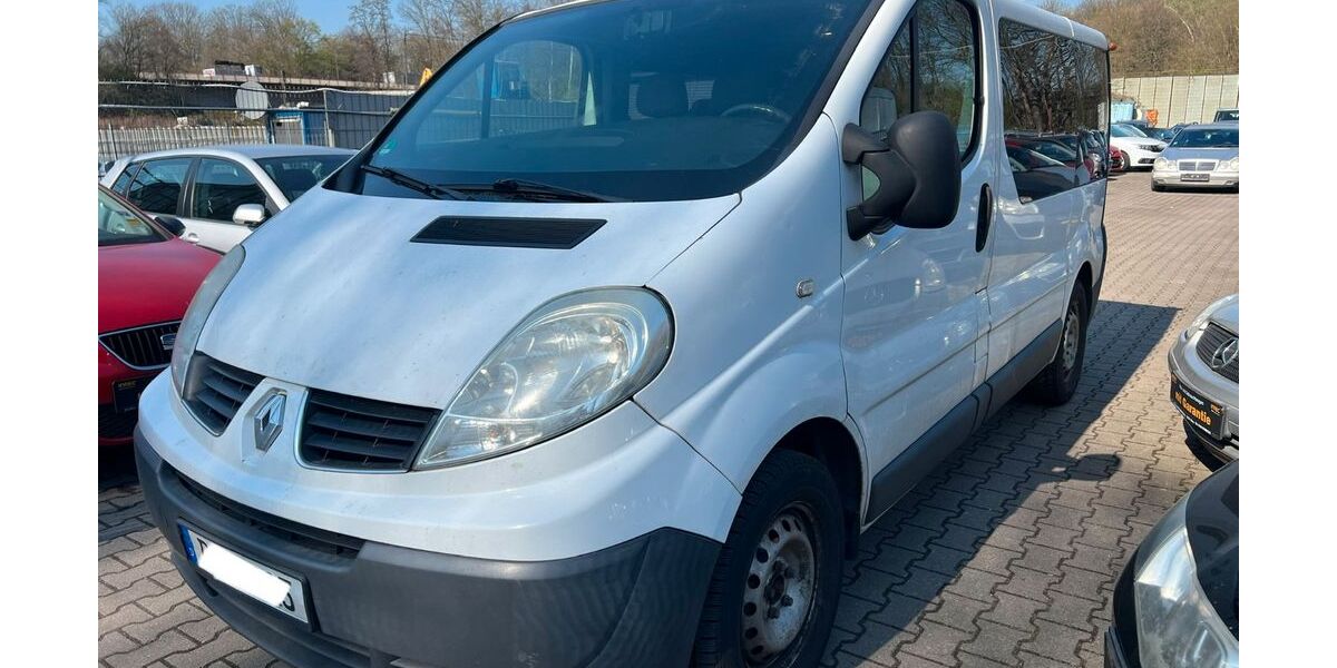 Renault Trafic 298.000 km 4.799 &euro; Essen 45356