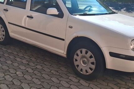 VW Golf 219.000 km 2.780 € Rednitzhembach 91126