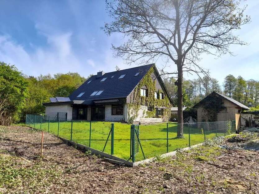 Haus zum Kaufen in Gifhorn 480.000 € 209 m²