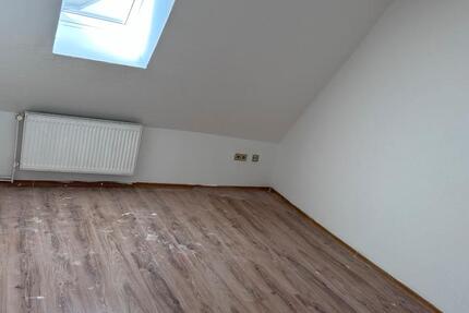Wohnung Varel - 4 Zimmer, 85 m&sup2;, 800&euro; | Angebot:26272830