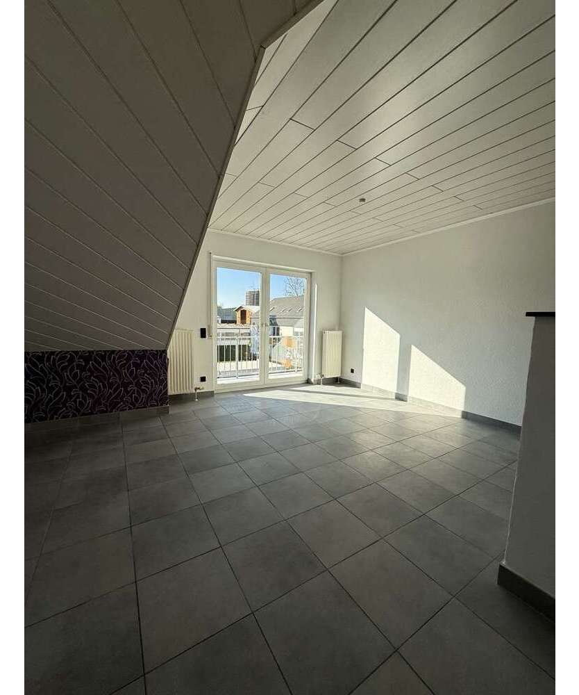 Wohnung zum Mieten in Gau-Bickelheim 700 € 83.27 m²