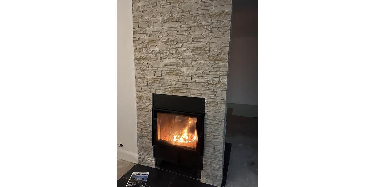 Freistehendes Einfamilienhaus mit großen Garten am Hang 4 zimmer