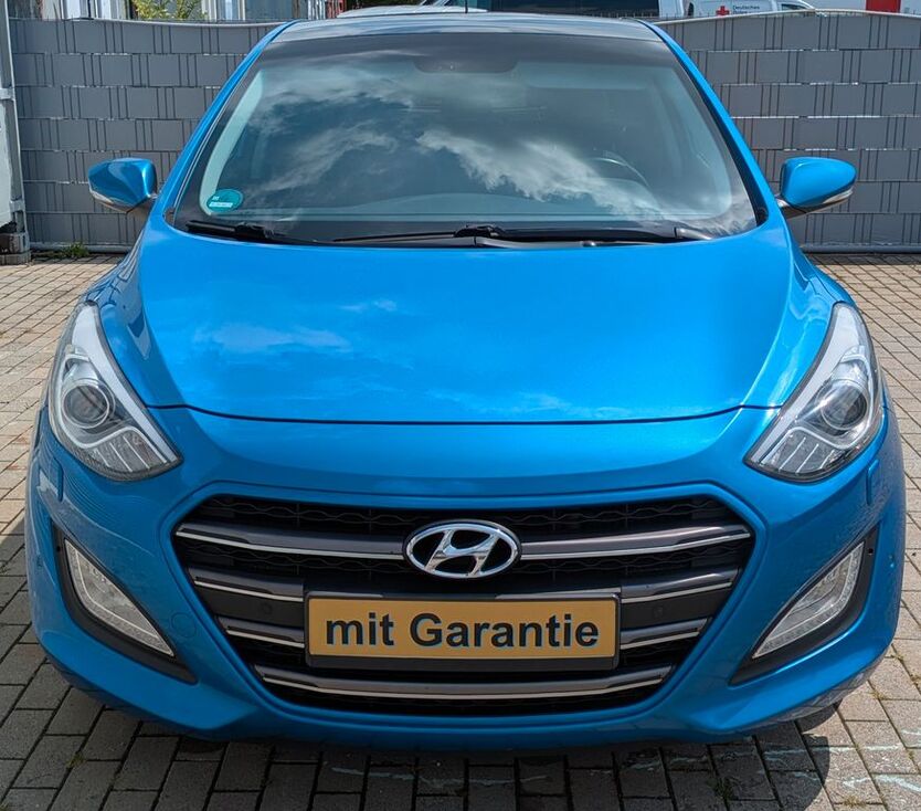 i30