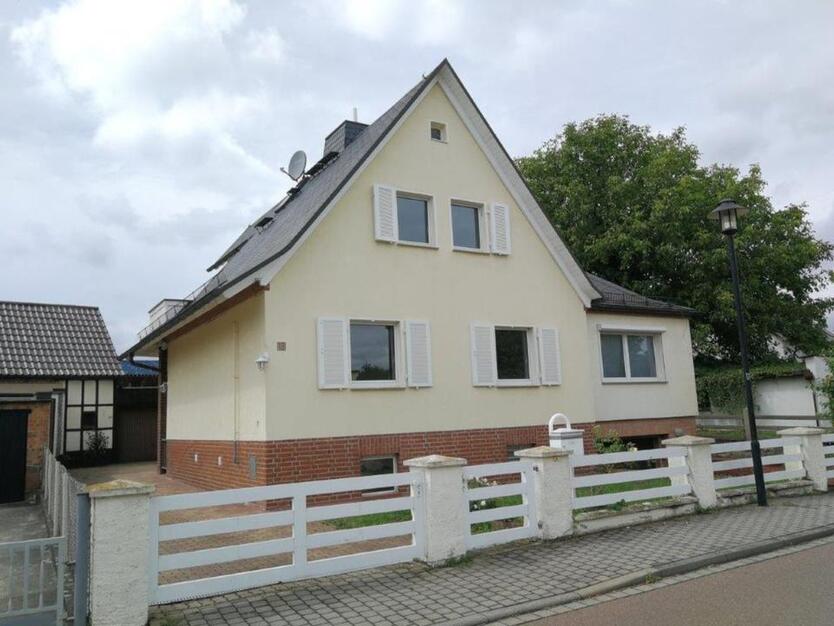 Großes Einfamilienhaus in Sennewitz zur Miete zimmer