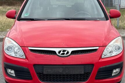 Hyundai i30 290.222 km 990 &euro; Berlin 12043