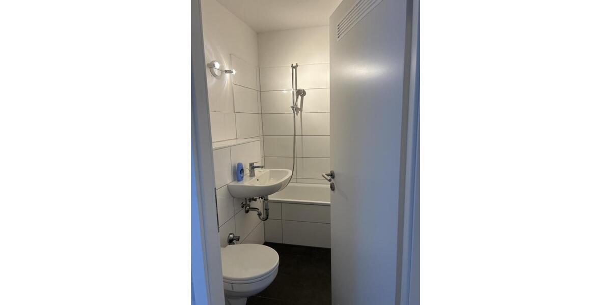 Etagenwohnung Monheim am Rhein - 3 Zimmer, 68 m&sup2;, 739&euro; | Angebot:25601195