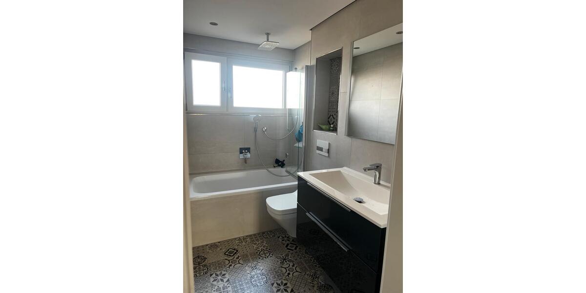 Etagenwohnung Dettingen unter Teck - 4.5 Zimmer, 90 m&sup2;, 369.000&euro; | Angebot:27261850