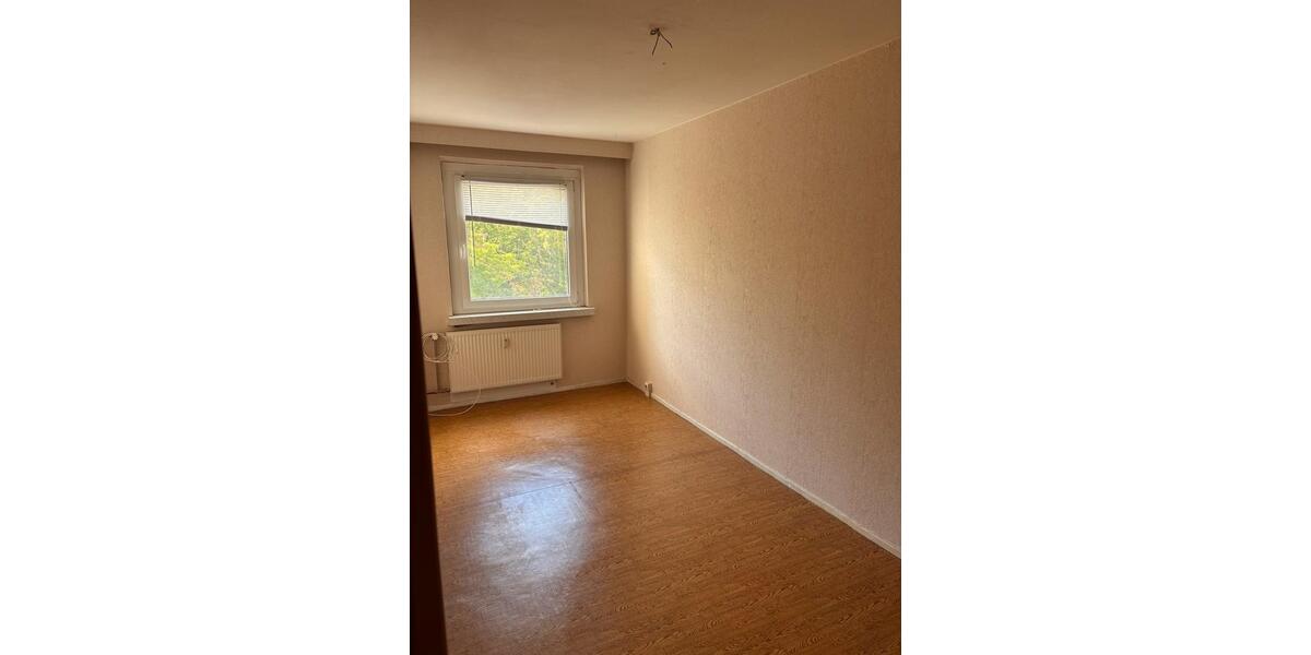 Etagenwohnung Magdeburg Alt Olvenstedt - 4 Zimmer, 87 m&sup2;, 170.000&euro; | Angebot:27161245