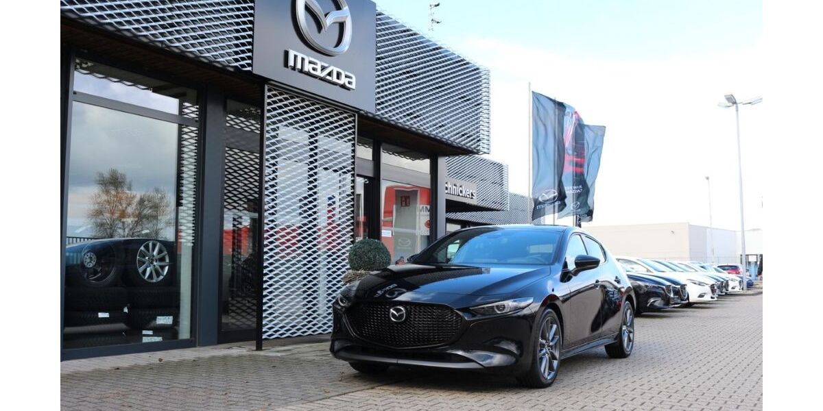 Mazda 3 55.605 km 20.990 &euro; Xanten 46509