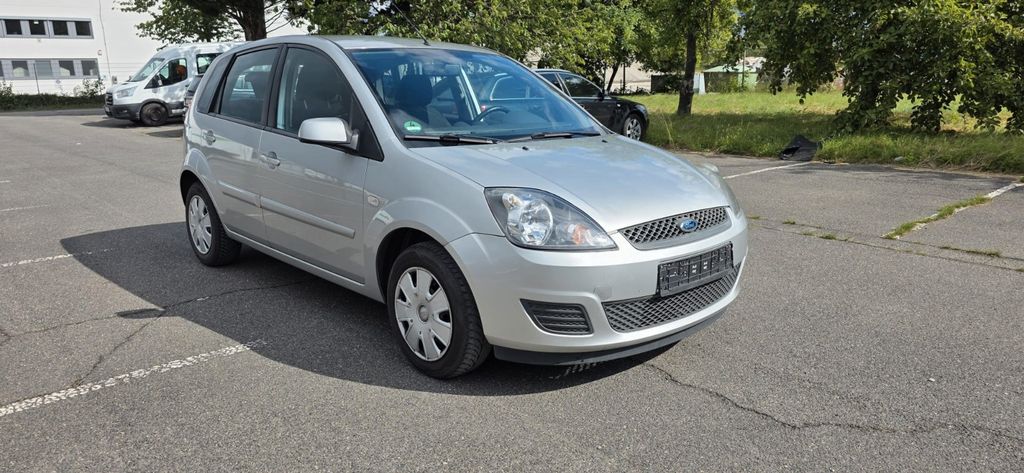 Ford Fiesta 143.000 km 2.200 &euro; Köln 51149