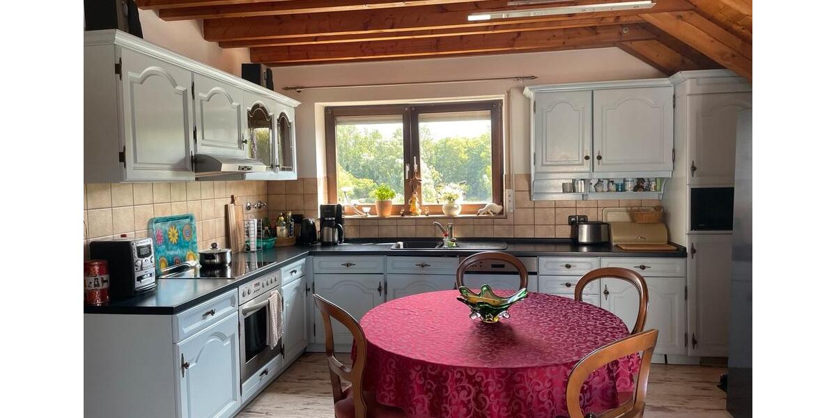 Dachgeschoßwohnung Singen (Hohentwiel) - 3 Zimmer, 83 m&sup2;, 249.000&euro; | Angebot:25249823