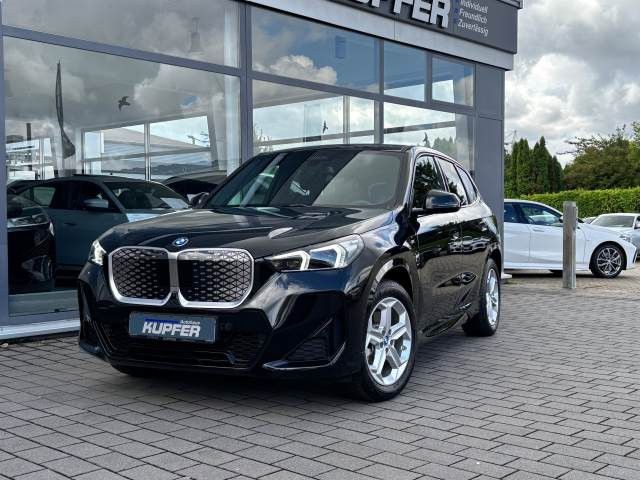 BMW iX1 9.890 km 40.900 &euro; Vaihingen / Enz 71665