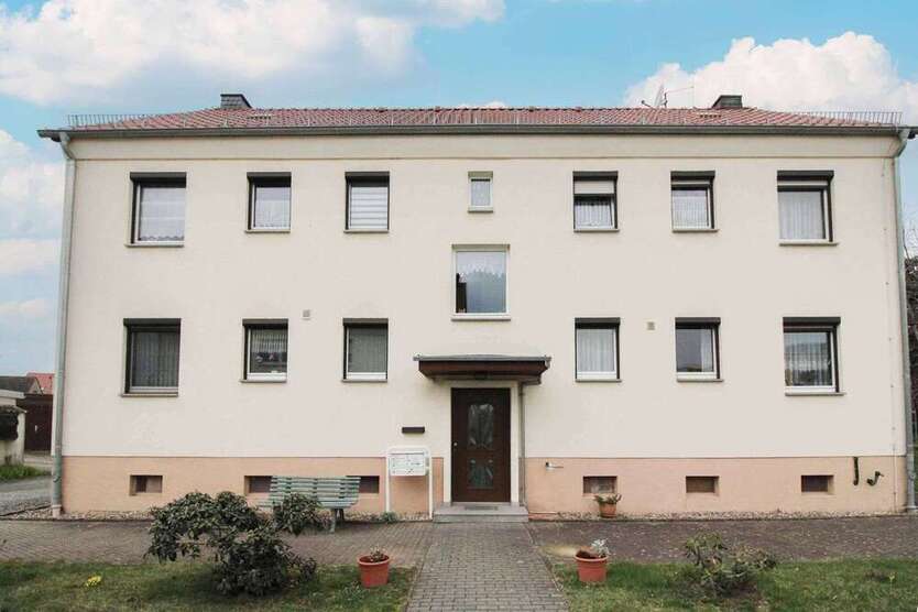 Wohnung zum Kaufen in Thiendorf 44.900 € 60.19 m²