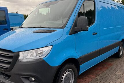 Mercedes-Benz Sprinter 169.802 km 18.802 € Adelsdorf 91325