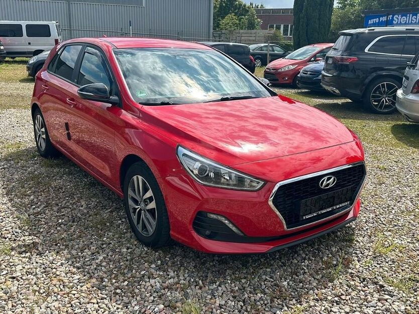 i30