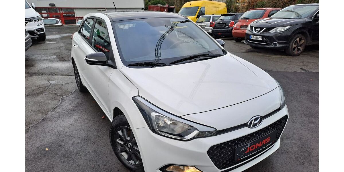 Hyundai i20 25.250 km 11.900 &euro; Sprockhövel 45549