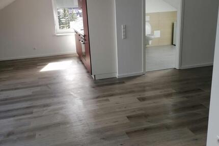 2 -Zimmer DG Wohnung 2 zimmer