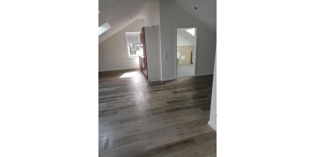 2 -Zimmer DG Wohnung 2 zimmer