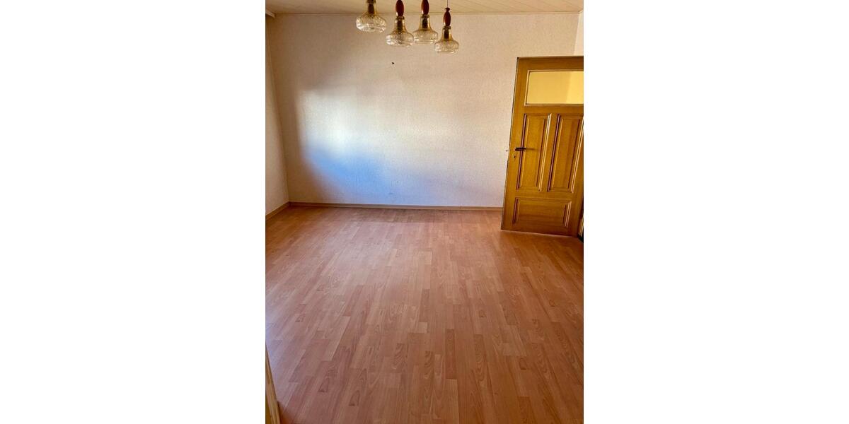 Einfamilienhaus Jessen (Elster) - 4 Zimmer, 100 m&sup2;, 120.000&euro; | Angebot:26977344