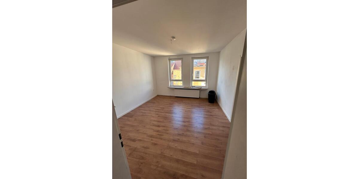 Bremerhaven, große Wohnung in guter Lage zu vermieten. 5 zimmer