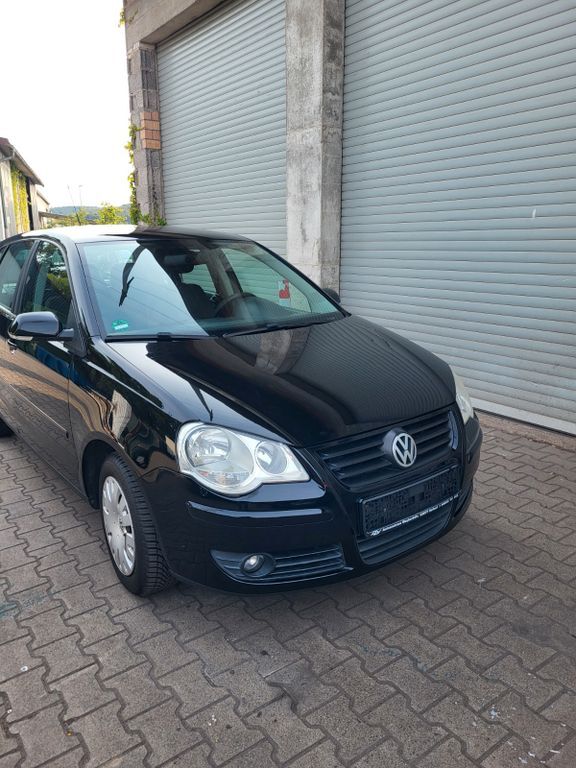 VW Polo 217.000 km 2.790 € Sailauf 63877
