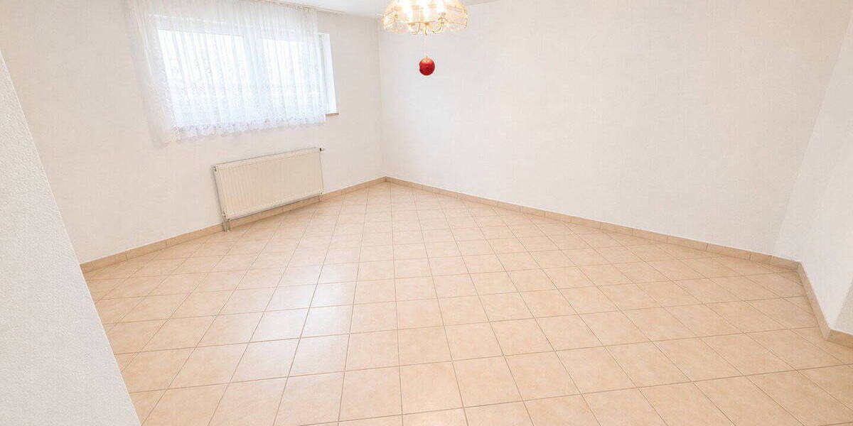 Einfamilienhaus Langenzenn - 6 Zimmer, 105 m&sup2;, 650.000&euro; | Angebot:26343951