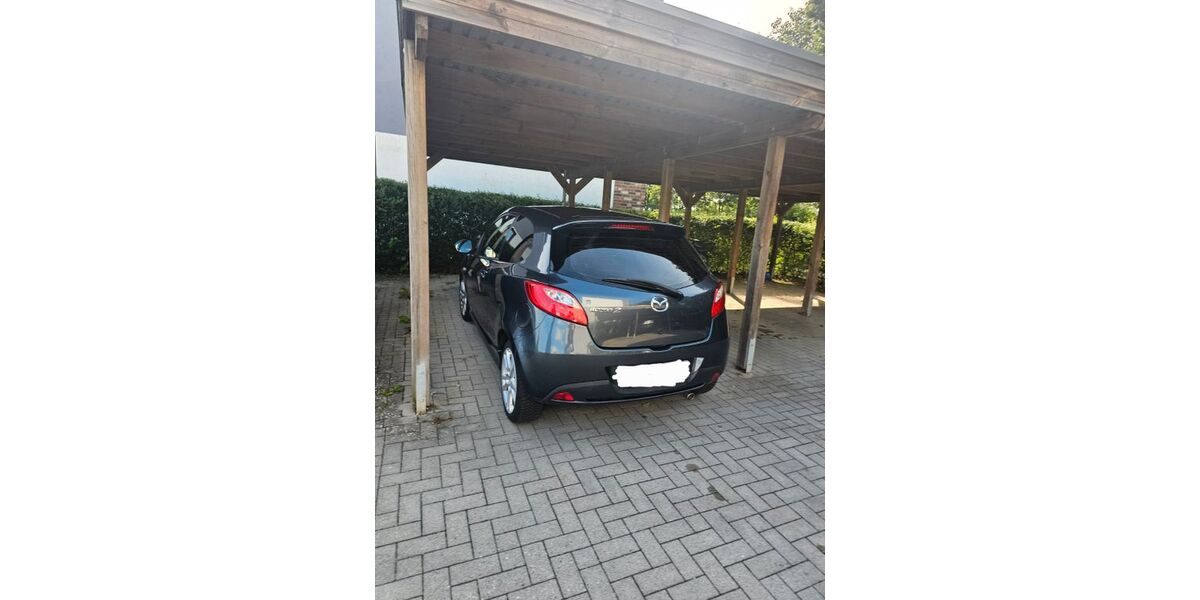 Mazda 2 107.000 km 2.499 &euro; Wentorf 21465