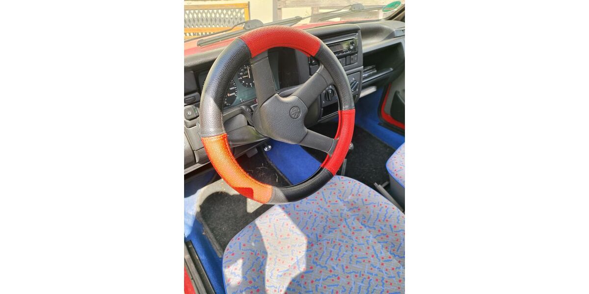 VW Polo 99.000 km 2.400 € Vöhringen 89269