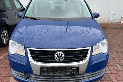 VW Touran 255.000 km 1.200 &euro; Aurich 26605