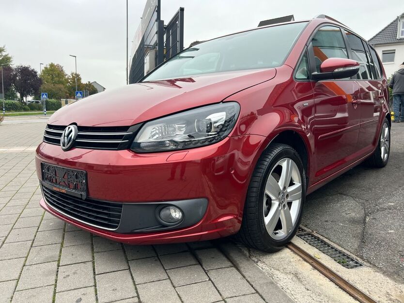 VW Touran 149.000 km 10.990 € Bad Vilbel - Frankfurt am Main 61118