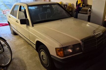 Mercedes-Benz 190 125.000 km 5.000 € Hannover 30169