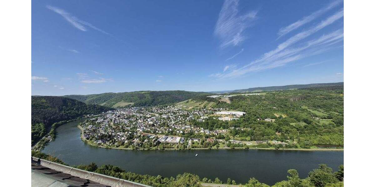 Ehemaliges Bauern- und Winzerhaus mit einem der schönsten Ausblicke auf die Mosel! 9 zimmer