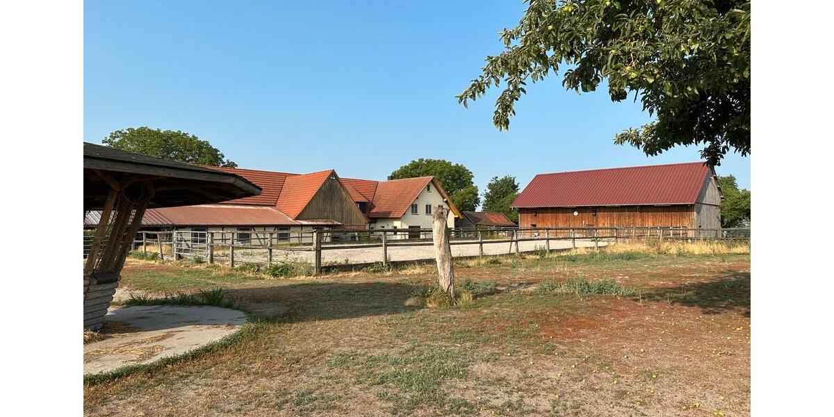 Bauernhaus, Landhaus Ilshofen - 8 Zimmer, 260 m&sup2;, 1.499.000&euro; | Angebot:26058982