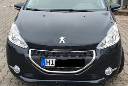 Peugeot 208 139.680 km 3.499 &euro; Bockenem 31167