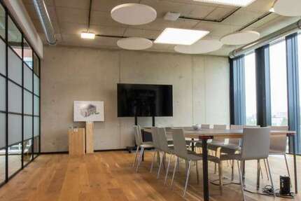 Büro in Bremen 5.028,67 € 324.95 m²
