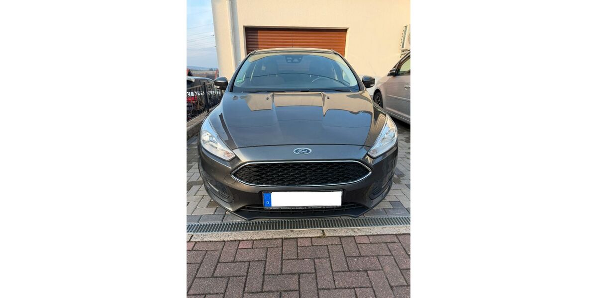 Ford Focus 99.000 km 7.600 &euro; Quierschied 66287