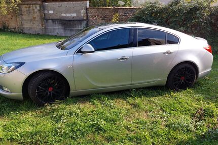 Opel Insignia 19.000 km 9.900 &euro; Böhl-Iggelheim 67459