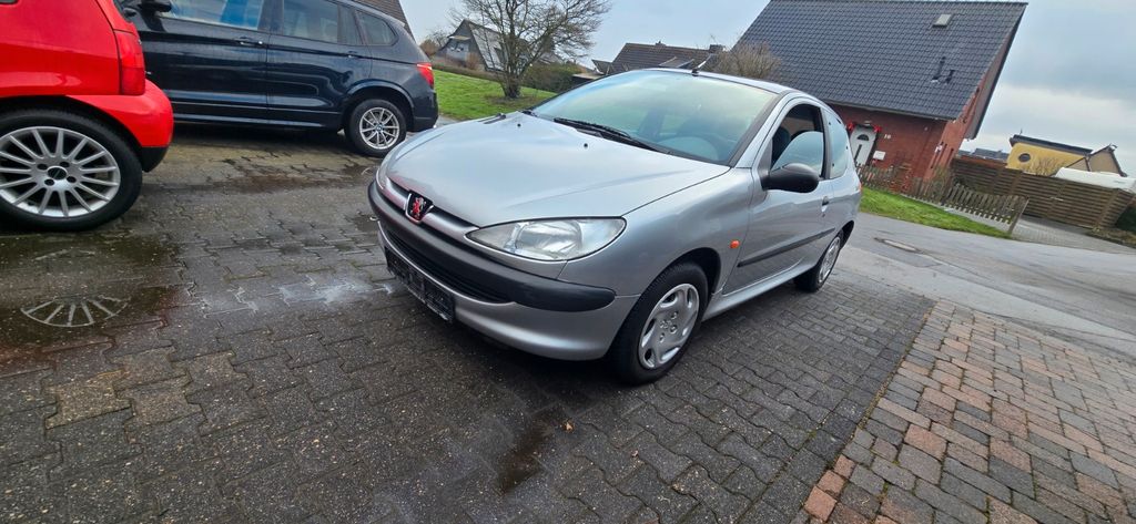 Peugeot 206 35.000 km 2.800 &euro; krefeld 47809