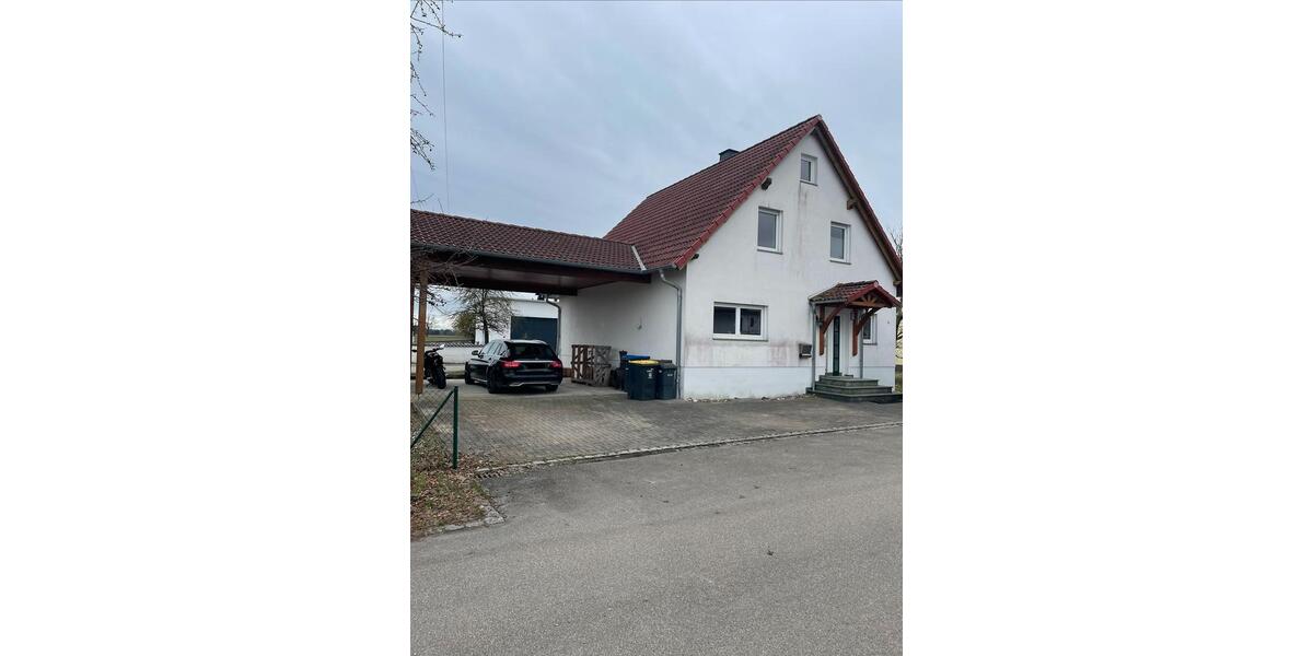 Etagenwohnung Rehling - 4 Zimmer, 145 m&sup2;, 2.250&euro; | Angebot:25497536