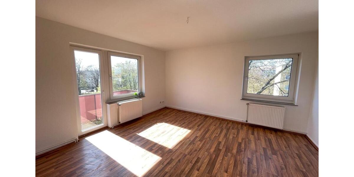 Dachgeschoßwohnung Salzgitter - 3 Zimmer, 65 m&sup2;, 395&euro; | Angebot:26068344