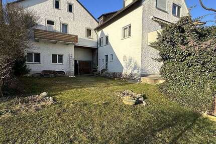 Haus Ebelsbach - 13 Zimmer, 400 m&sup2;, 320.000&euro; | Angebot:26683810