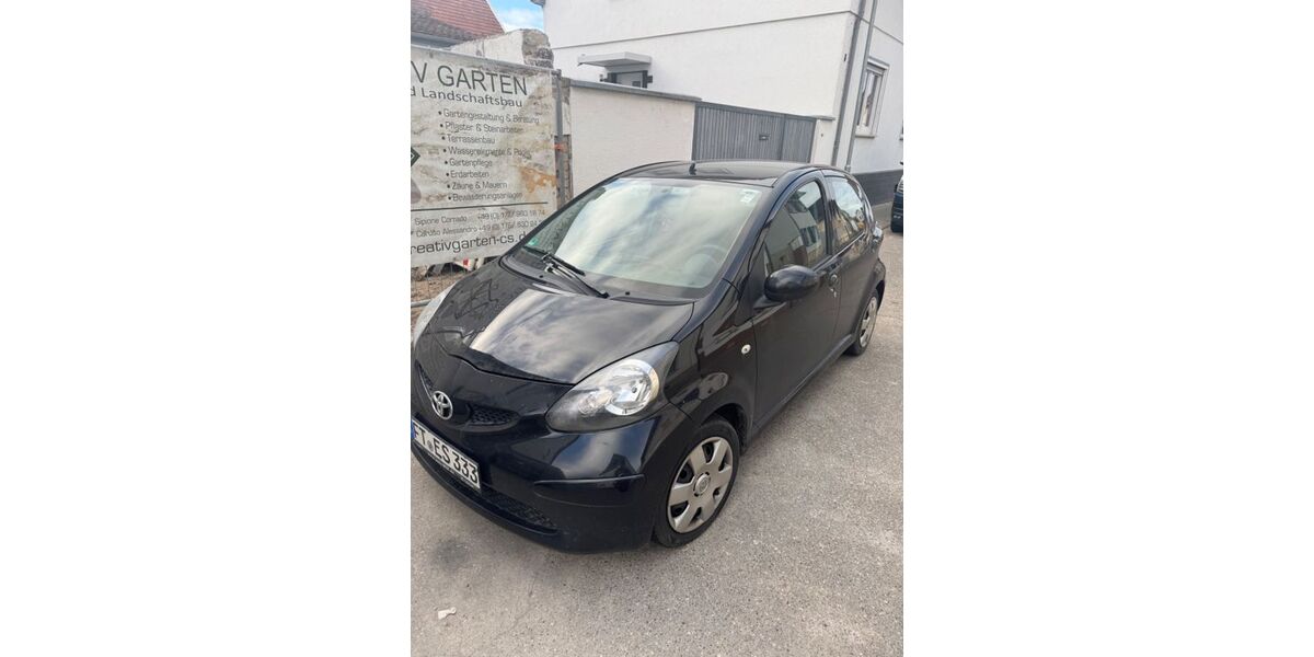 Toyota Aygo (X) 140.000 km 3.200 &euro; Lambsheim 67245