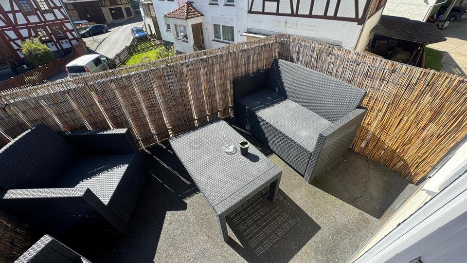 Etagenwohnung Borken (Hessen) - 3 Zimmer, 100 m&sup2;, 860&euro; | Angebot:26102419