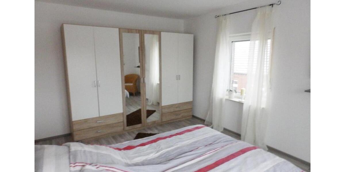 Etagenwohnung Esens - 4 Zimmer, 99 m&sup2;, 690&euro; | Angebot:25292522