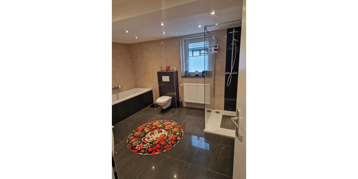 Einfamilienhaus Wabern - 6 Zimmer, 186 m&sup2;, 285.000&euro; | Angebot:27098030