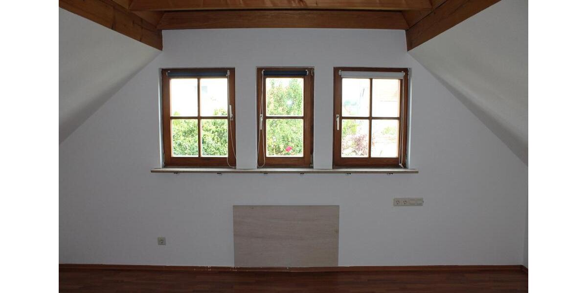 Dachgeschoßwohnung Bad Saulgau - 2 Zimmer, 40 m&sup2;, 500&euro; | Angebot:26241683