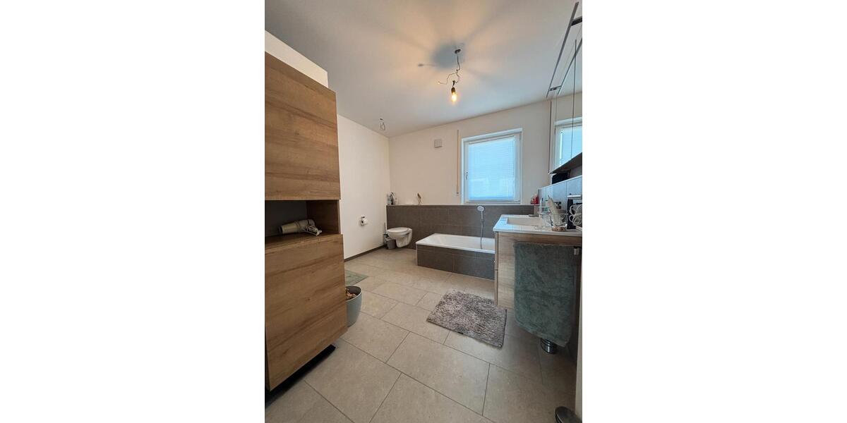 Doppelhaushälfte Eching - 4 Zimmer, 136 m&sup2;, 1.800&euro; | Angebot:26687847