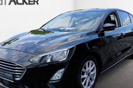 Ford Focus 45.599 km 18.490 &euro; Marburg 35043